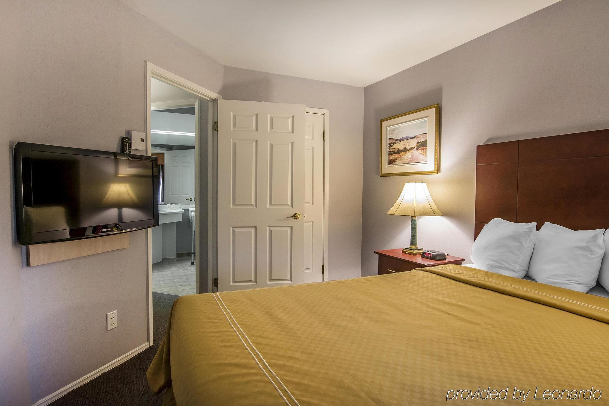 Syracuse Inn And Suites المظهر الخارجي الصورة